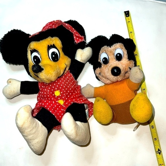2 Vintage Disney Mickey's Christmas Carol Plush toys Mickey Mouse and Minnie - Picture 1 of 4